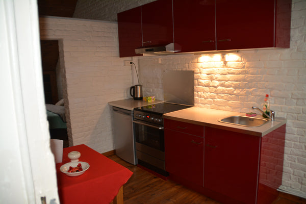 Quartier résidentiel, calme  Parking gratuit et possibilité de navette vers l'ae Wezembeek-Oppem, Belgium STUDIO  IDEAL POUR BRUXELLES (VIA AÉROPORT) Entire rental unit vacation rental 31434378