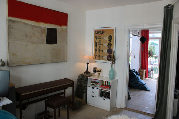 Rented only week 19 - 24 June or 2 weeks 16 - 31 July. ONLY FOR RENT ONE WEEK AT Copenhagen, Denmark Charmerende, solrig og stille lejlighed Entire condo vacation rental 17377869