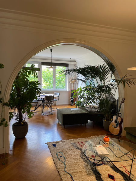 Bright and stylish art deco condo from the 1930s in a quiet but lovely area. Sma Antwerp, Belgium Bright Art-deco condo in Antwerp Entire condo vacation rental 670686938023098048