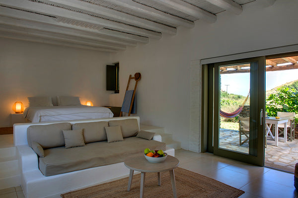 Ideal for couples or families, overlooking the Ahla valley and the river.<br />H Athens, Greece 3 GUEST HOUSE NEAR AMAZING BEACH Entire home vacation rental 5023577