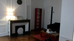 Appartement de 50m carré situé en centre ville.<br />Placé au plein coeur de la  Lagraulière, France au coeur de la presqu'ile Entire rental unit vacation rental 27386092