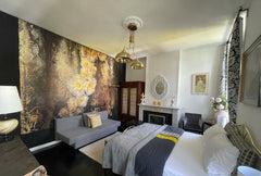 Chambre avec hall d'entrée, coin cuisine et salle de bain ( privatif ) de 30m2 s Brussels, Belgium Happy home 2R Grand Place Entire rental unit vacation rental 50435558