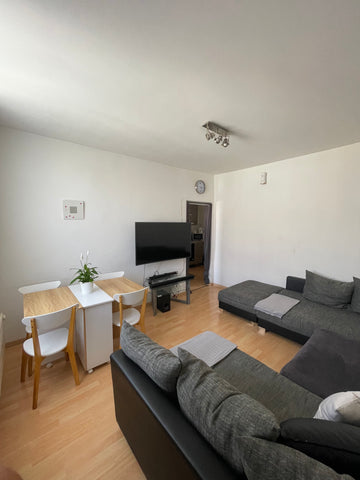 Appartement situé dans le dernier quartier résidentiel d'Anderlecht à proximité   Les oliviers: appartement dans un quartier calme. Entire condo vacation rental 688323816873258191