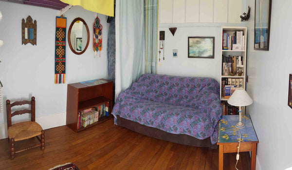 Je vous accueille dans une jolie chambre privée, dans un appartement sur cour, t Paris, France Chambre dans quartier vivant et très parisien Private room in rental unit vacation rental 23788171