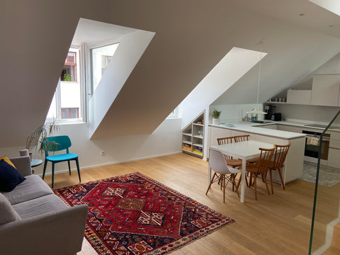 Beautiful quite rooftop apartment in the heart of the city. Two bedrooms and a u  Charming maisonette apartment with terrace Entire condo vacation rental 645687028072954104