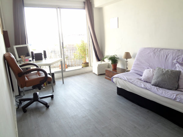 Bright studio 28sqm + balcony with nice sight over paris  (eiffel tower in front Paris, France COSY central BALCONY with VIEW Entire rental unit vacation rental 3266960
