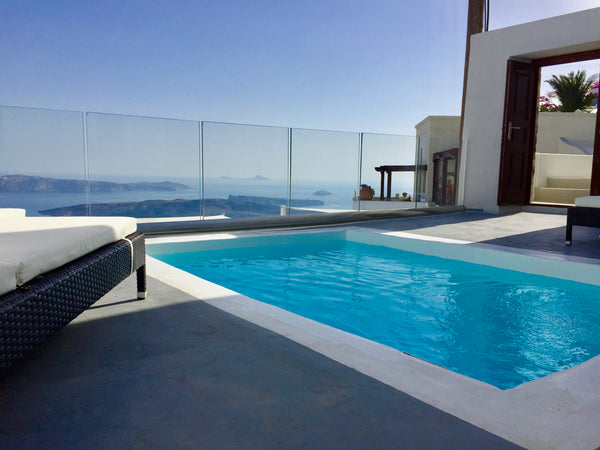 Spacious accommodation  in a village setting with shops, bakeries, restaurants a Vancouver, Canada Location Location Location PRIVATE VILLA SANTORINI Entire villa vacation rental 5785692