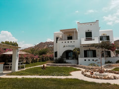 Akti Karras is a family run apartment complex which offers accommodation in full Naxos, Greece Akti Karras, Plaka Naxos (up to 2 guests) Entire rental unit vacation rental 37110385