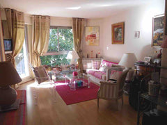 Dans résidence de haut standing, appartement de 38 m² entièrement sur jardin ave Paris, France Grand beau studio jardinTour Eiffel Entire rental unit vacation rental 5714292