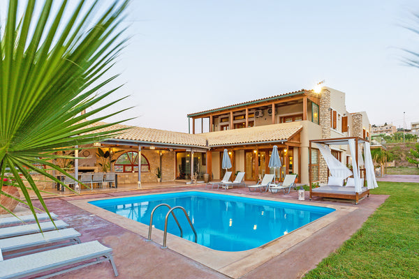 Golden Sand Beach villa is a beautiful new and totally restored 6 bedroom villa, Rethimnon, Greece Golden sand beachfront villa ,6 Bedrooms,Rethymno Entire villa vacation rental 15793082