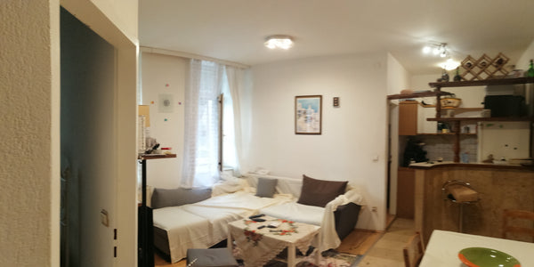 L'appartamento è al piano terra. 800 metri dalla U3 Ottakring. Vicino alla linea Vienna, Austria Ein günstiges Zimmer (Doppelbett) in Wien Private room in rental unit vacation rental 36630834