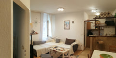 L'appartamento è al piano terra. 800 metri dalla U3 Ottakring. Vicino alla linea Vienna, Austria Ein günstiges Zimmer (Doppelbett) in Wien Private room in rental unit vacation rental 36630834