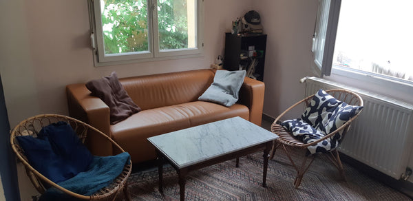 Agreable petite maison de ville sur un étage.<br /><br />Elle est composée d'une Lyon, France Agréable maison de ville avec jardin et jaccuzzi Entire townhouse vacation rental 30414451