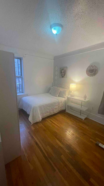 My Apartment is very Comfortable and Cozy Place, Also is a very Safe Neighborhoo New York, NY Rental unit in New York · ★4.33 · 1 bedroom · 1 bed · 1 shared bath Private room in rental unit vacation rental 9118604