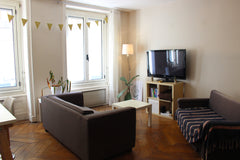 Agréable nid douillet pour une famille au coeur de la presqu'île lyonnaise.<br / Dijon, France Nid douillet familiale en plein coeur de Lyon Entire rental unit vacation rental 39947228