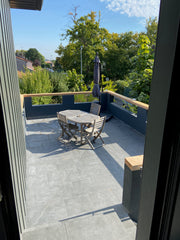 Grande chambre au calme et lumineuse, avec salle de bain wc et terrasse privée,  France B&B; chambre de charme indépendante+petit déjeuner Entire guesthouse vacation rental 45360367