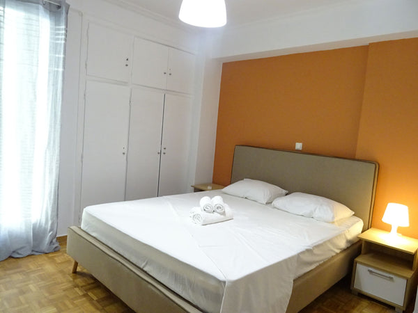 Comfortable apartment suitable for 4 people next to the National Technical Unive GR Downtown comfort apartment Entire condo vacation rental 646035236051193554