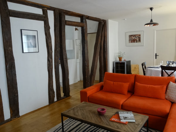 Au 1ère étage d'un immeuble du XVIIIe siècle, ce bel appartement de 60m², avec p Paris, France Charmant 3 pièces proche Gare de Lyon Entire rental unit vacation rental 12830528