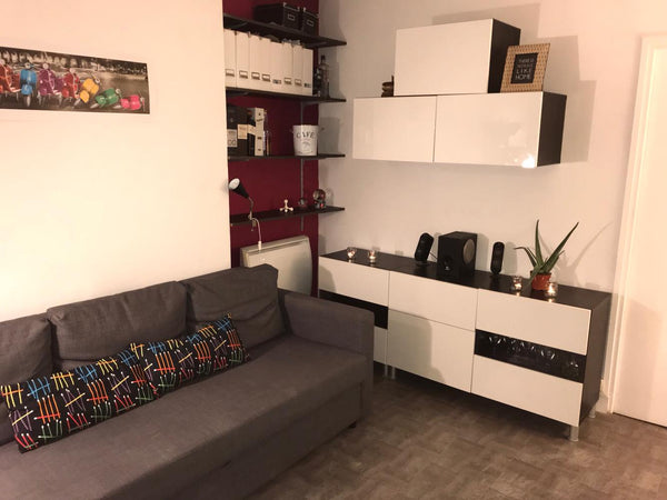 Newly renovated apartment, near to Montmartre (3 metro stops) and 15 minutes by  Paris, France Renovated & Well located flat in Paris, 2/4 people Entire rental unit vacation rental 22854063