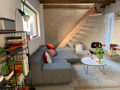 Deze centraal gelegen accommodatie is smaakvol ingericht. Volledig nieuw! Veel c Ostend, Belgium Vintage studio Entire townhouse vacation rental 22431672