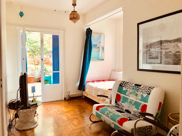 Enjoy a typical Athenian apartment with the rare luxe of a real pool in the cent Munich, Bayern, Germany The pink frog  apt in the center with private pool Entire rental unit vacation rental 51268208