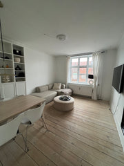Nyd det simple liv i denne fredelige og centralt beliggende bolig. Kun 10 meter   Perfect apartment for a couple. Entire condo vacation rental 683953374353611244