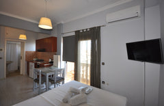 Our cosy studio is on the 4th floor of a building in the town of Chania.<br />A  Chania, Greece Studio #41 in Chania town Entire rental unit vacation rental 8766458