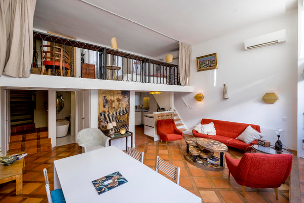 Because of the rules of the city hall of PARIS, rent only for mobility lease (pr Paris, France Contemporary artist's studio Entire rental unit vacation rental 29150218