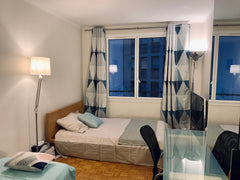 Cozy bedroom located right in the center west of Paris 50m to Victor Hugo Place, Paris, France Lovely & Cosy Room Arc de Triomphe/Tour Eiffel Private room in rental unit vacation rental 23923988