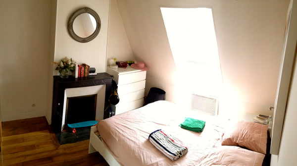 Bright 6th floor flat (lift) with a nice view on Paris rooftop. <br />Lovely nei Paris, France Lovely apatment in Paris Entire rental unit vacation rental 7072182