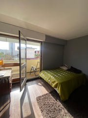 Tout près du cœur de Bordeaux, quartier des Chartrons, profitez d'une chambre co Bordeaux, France Grande chambre avec balcon et vue dégagée Private room in rental unit vacation rental 44414420