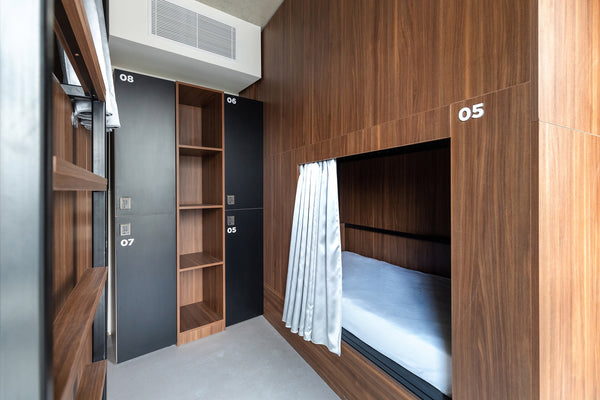 Nos chambres twin de 15m², avec lits superposés tout équipés (prise individuelle  JOST TWIN Room in hotel vacation rental 665632756475861857