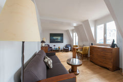 Light, comfort for this beautiful 2-room apartment of 42 m² on the 6th floor wit Paris, France Jason, 1BR/1BA, 3 people Entire rental unit vacation rental 17709042