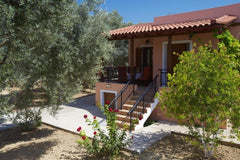 The house is 75 square metres and offers accommodation up to 4-6 persons. It dis Rethimnon, Greece Villa Estia Entire home vacation rental 10776016