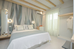 New Double Room, located on the Semi-Basement, fully equipped with Kitchennet, R  Antony Suites, Double Room - Semi Ground Floor Entire rental unit vacation rental 19679262