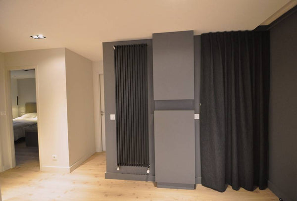 Idéal pour voyageur d'affaires ou couple. Appartement moderne et contemporain de Lyon, France 70m2 design, bien équipé, parking & panorama Entire condo vacation rental 13577734