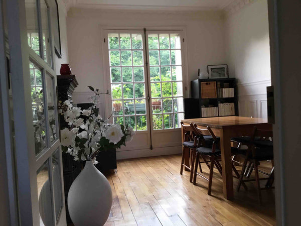 Bel appartement cosy et élégant. Situé au bord d'un espace vert mais non loin de Paris, France Cosy et Élégant appartement. Idéal pour 1 couple. Entire rental unit vacation rental 21969343
