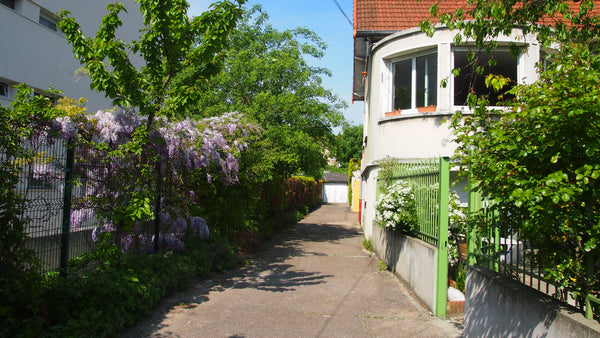 Independent 45 sqm appartment with 2 bedrooms, garden,  separated kitchen, at th Gentilly, France Appartement /parking next to Paris14/tube station Entire rental unit vacation rental 13845372