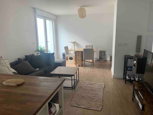 Bonjour,<br /><br />Vous pouvez venir dans mon appartement neuf ou j’y vis à l’a Bordeaux, France Begles : Cocon au calme, à deux pas du tram Entire rental unit vacation rental 52928504