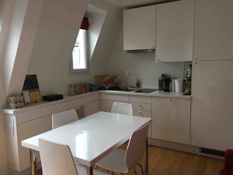 Bienvenue ! <br /><br />Profitez de cet appartement lumineux, à 200m des Grands  Paris, France Appartement entier, en plein coeur de Paris Entire rental unit vacation rental 28749906