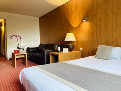 Notre appartement d'une superficie de 30m2 est composé d'une entrée avec placard Mérignac, France Escale Bordelaise : appartement avec lit double Room in aparthotel vacation rental 45837412