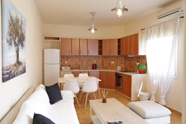 The 'Dawn' house is a two room, cosy and fully-equipped appartment, in a tranqui Greece 'Dawn' House Entire rental unit vacation rental 44442567
