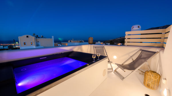 A brand new Traditional House at Vothona in Santorini with a hot tub.<br /><br / Vothonas, Greece Mihal Villa 2, Hot Tub, 4 pax Cycladic home vacation rental 35307774