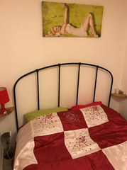 Lieu comofortable avec petite cour Bordeaux, France Chambre au centre de Bordeaux Private room in rental unit vacation rental 24039561
