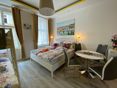 One bedroom apartment with a bunk bed for 4 people close (10 min) to the city ce Prague, Czechia Fully furnished apartment n.4 with free parking Entire rental unit vacation rental 46596341