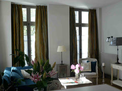 Very center of Paris (2nd arr.) : one flight up from ground floor, in a 17th cen Paris, France Beautiful & Historic Two Bedrm-Two Bathrm, Central Entire rental unit vacation rental 1384098