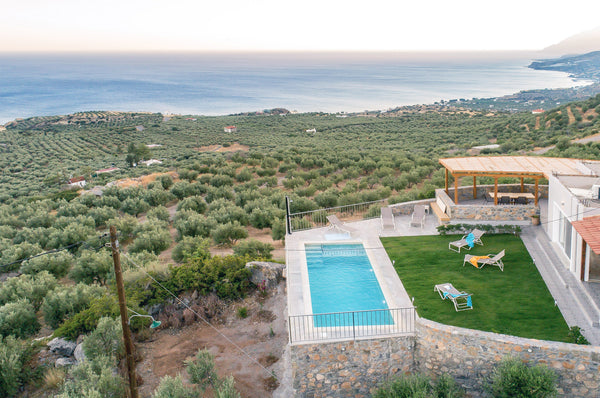 Entspann dich in dieser besonderen und ruhigen Unterkunft.<br /><br /><b>The spa Crete, Greece Villa Panthea Entire villa vacation rental 674619233877357693