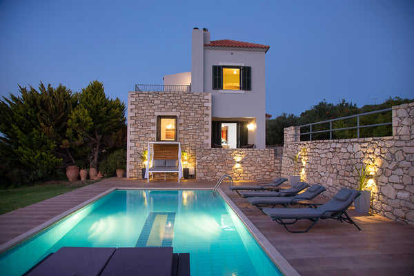 Villa Sunset is a fully equipped residence with private swimming pool,big garden  Villa Sunset Entire villa vacation rental 33112579