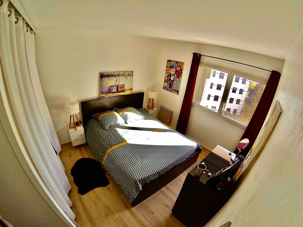 The flat is located close to some main places such as:<br />- 15 min walk from G Marcq-en-Barœul, France ROOM&PARKING @BERCY/Gare de Lyon Private room in rental unit vacation rental 28590491