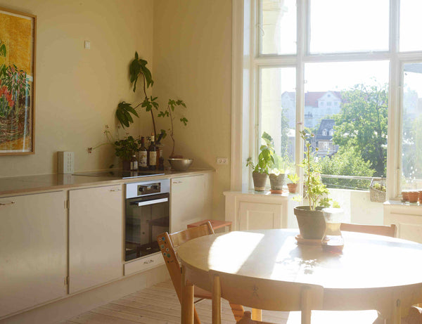 Velkommen i vores dejlige lejlighed med udsigt over Frederiksbergs tage. Lejligh Copenhagen, Denmark Skøn lejlighed med skøn beliggenhed(familievenlig) Entire condo vacation rental 655556997622468937